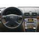 Toyota Avensis [T25] - interior s OEM autorádiem